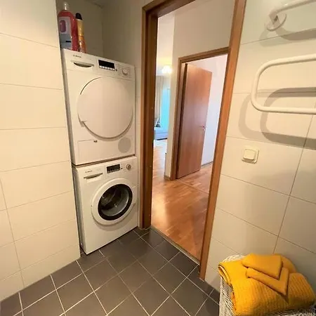 Apartment Stylish In Center With Parking *